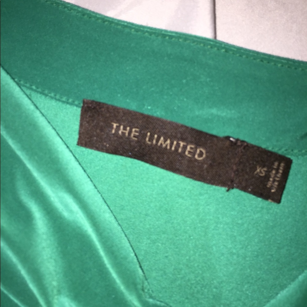 The Limited sleeveless shirt - Picture 2 of 2